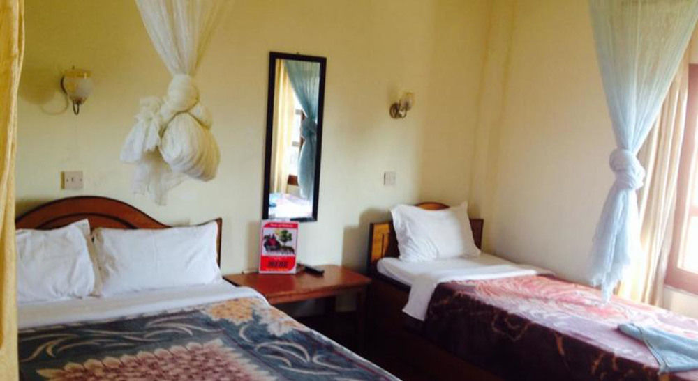 Jungle Sunset Camp Hotel Sauraha Ngoại thất bức ảnh